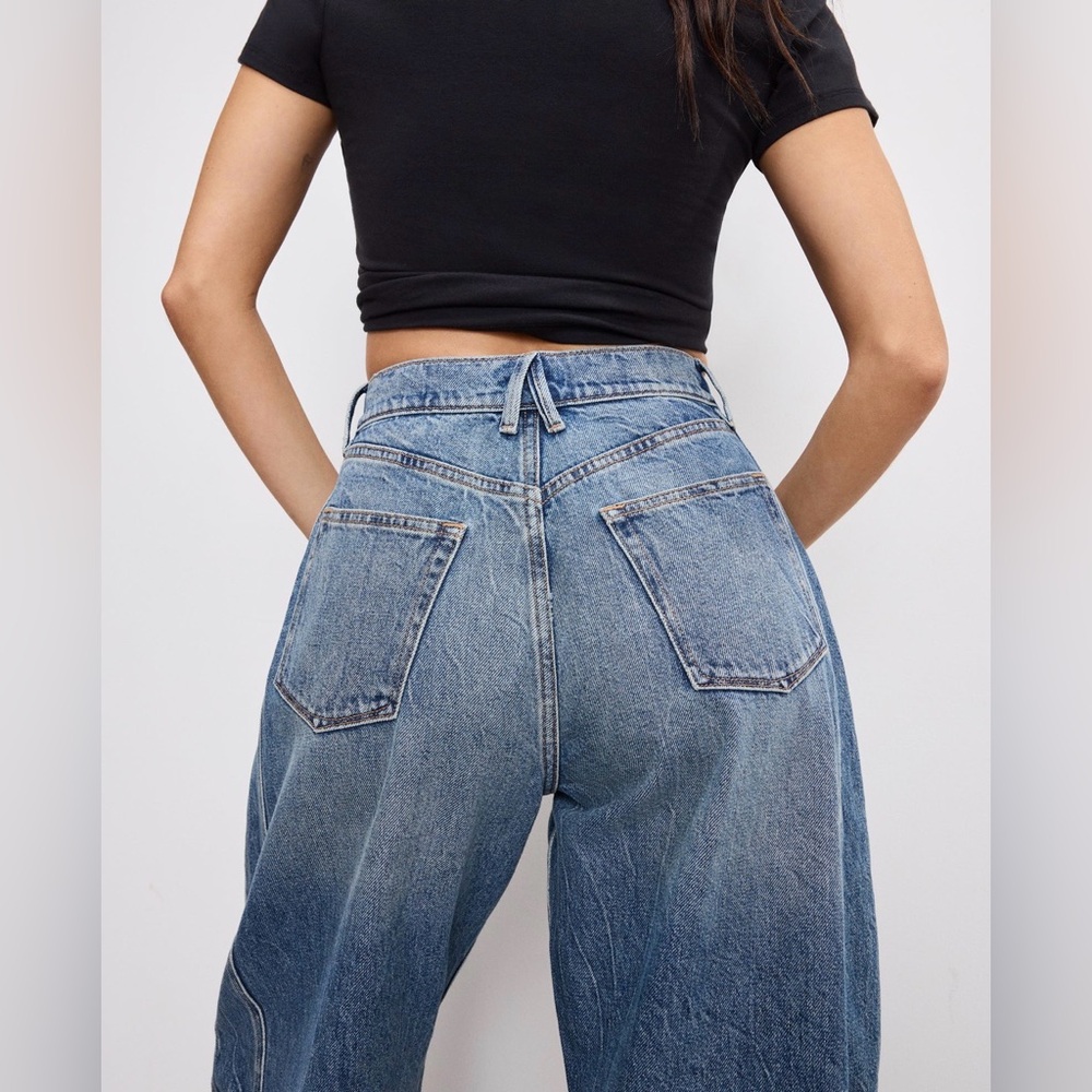 Good American Good Extreme Barrel Jeans, Sz 6 NWT - Picture 7 of 9